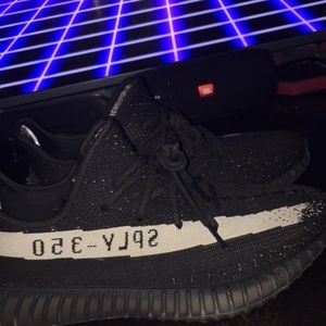 Adidas Yeezy Boost 350 Oreo V2